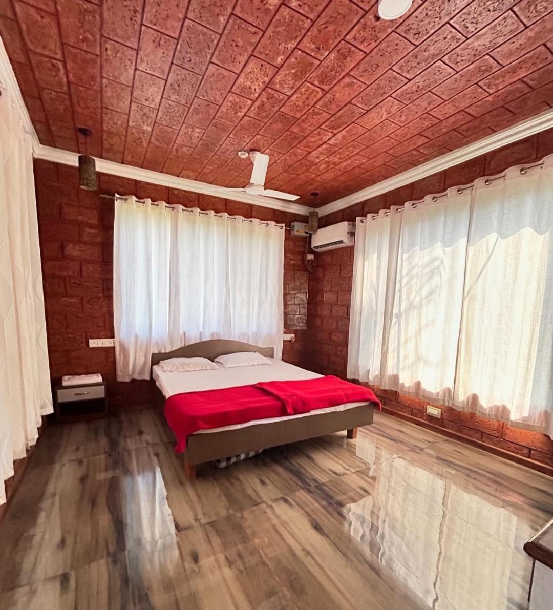 Redstone Farmhouse Kashid Bagian luar foto